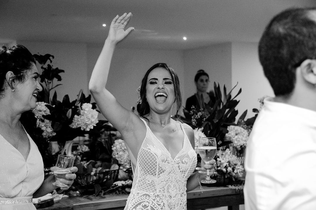 Foto CASAMENTO DE MATHEUS E FLÁVIA | MANGARATIBA - RJ Foto CASAMENTO DE MATHEUS E FLÁVIA | MANGARATIBA - RJ - Imagem 97