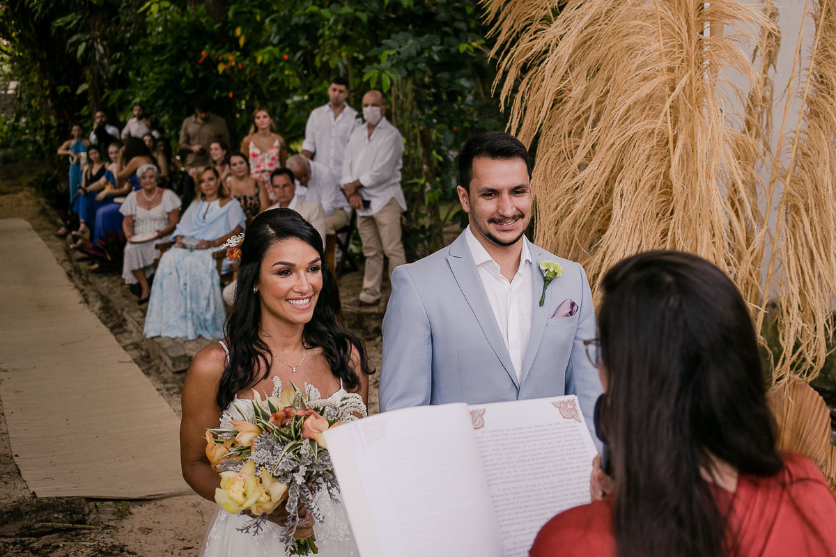 Foto CASAMENTO DE ANINHA E LÉO | ILHA DA GIPÓPIA - ANGRA DOS REIS Foto CASAMENTO DE ANINHA E LÉO | ILHA DA GIPÓPIA - ANGRA DOS REIS - Imagem 54