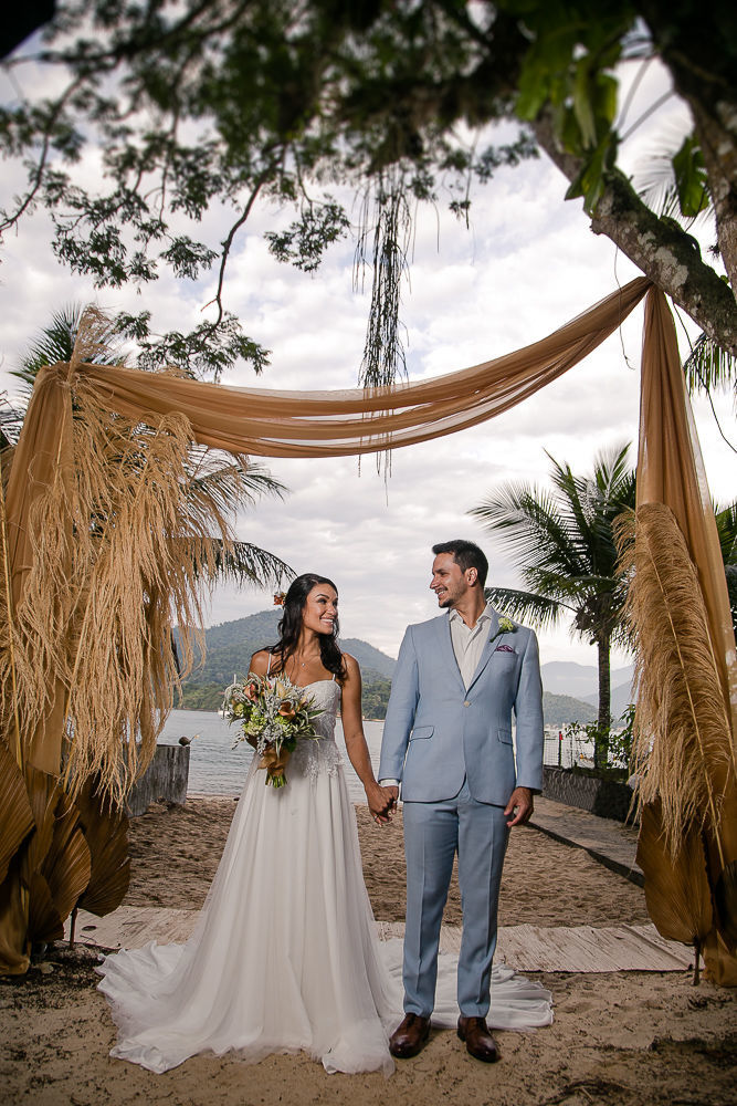 Foto CASAMENTO DE ANINHA E LÉO | ILHA DA GIPÓPIA - ANGRA DOS REIS Foto CASAMENTO DE ANINHA E LÉO | ILHA DA GIPÓPIA - ANGRA DOS REIS - Imagem 68