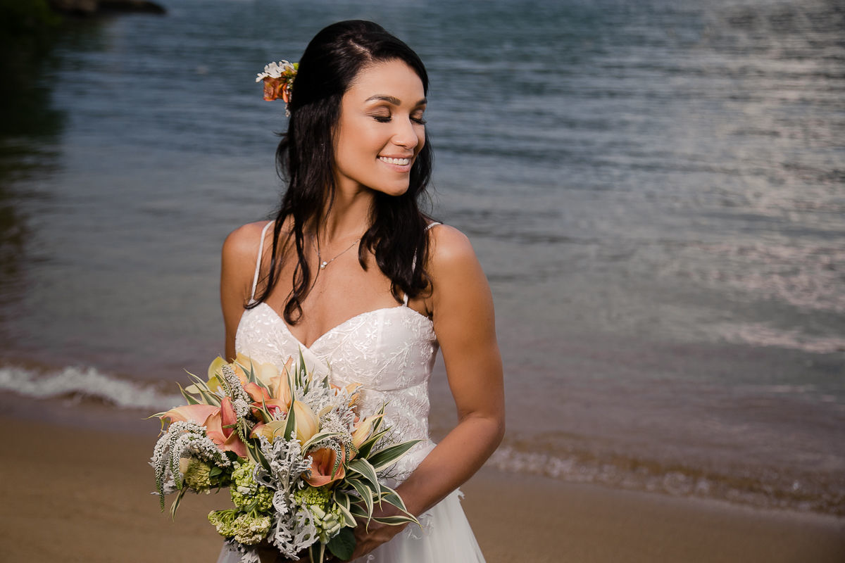 Foto CASAMENTO DE ANINHA E LÉO | ILHA DA GIPÓPIA - ANGRA DOS REIS Foto CASAMENTO DE ANINHA E LÉO | ILHA DA GIPÓPIA - ANGRA DOS REIS - Imagem 77