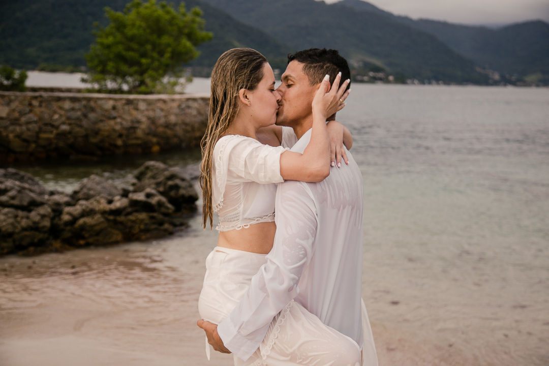 Foto PRÉ WEDDING DE MATHEUS E ANDRESA | ILHA DUAS IRMÃS - ANGRA DOS REIS-RJ Foto PRÉ WEDDING DE MATHEUS E ANDRESA | ILHA DUAS IRMÃS - ANGRA DOS REIS-RJ - Imagem 87