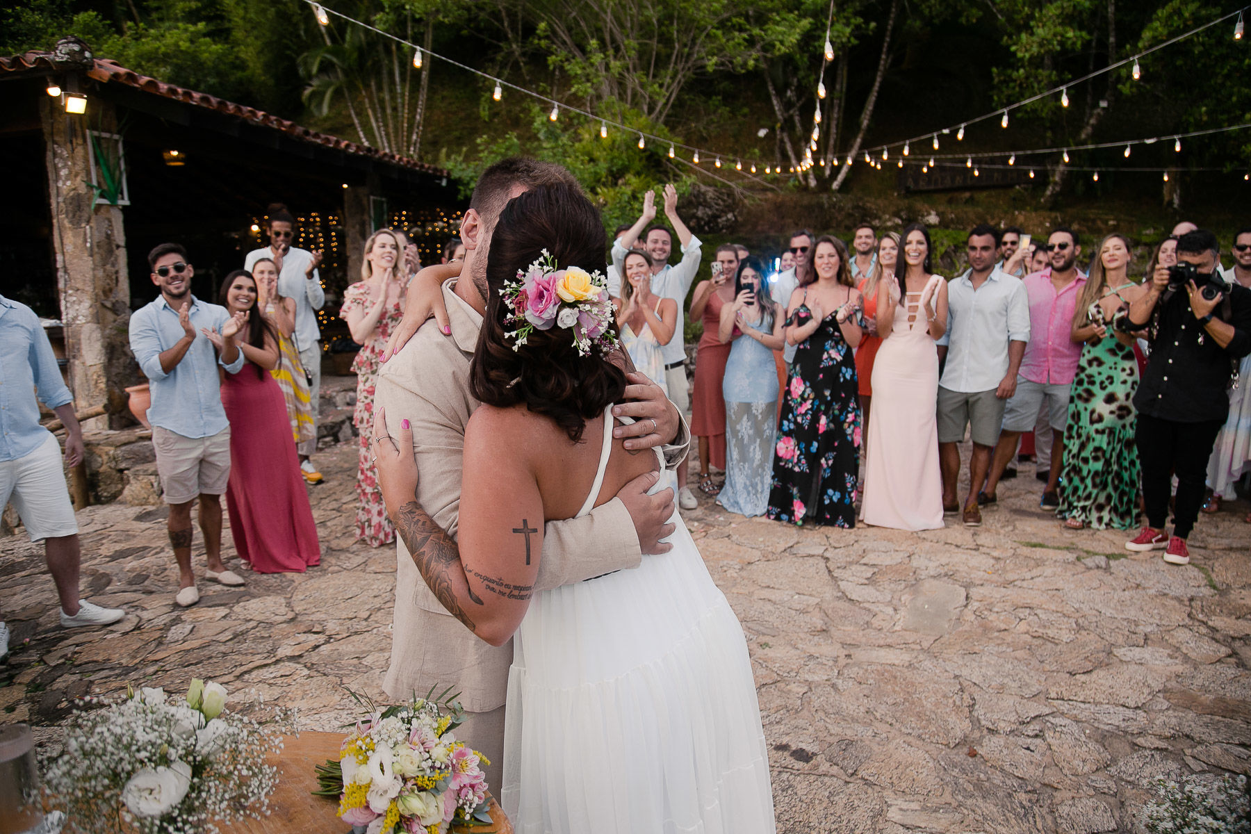 Foto CASAMENTO DE GUILHERME E THAYS | ILHA COMPRIDA - ANGRA DOS REIS-RJ Foto CASAMENTO DE GUILHERME E THAYS | ILHA COMPRIDA - ANGRA DOS REIS-RJ - Imagem 58
