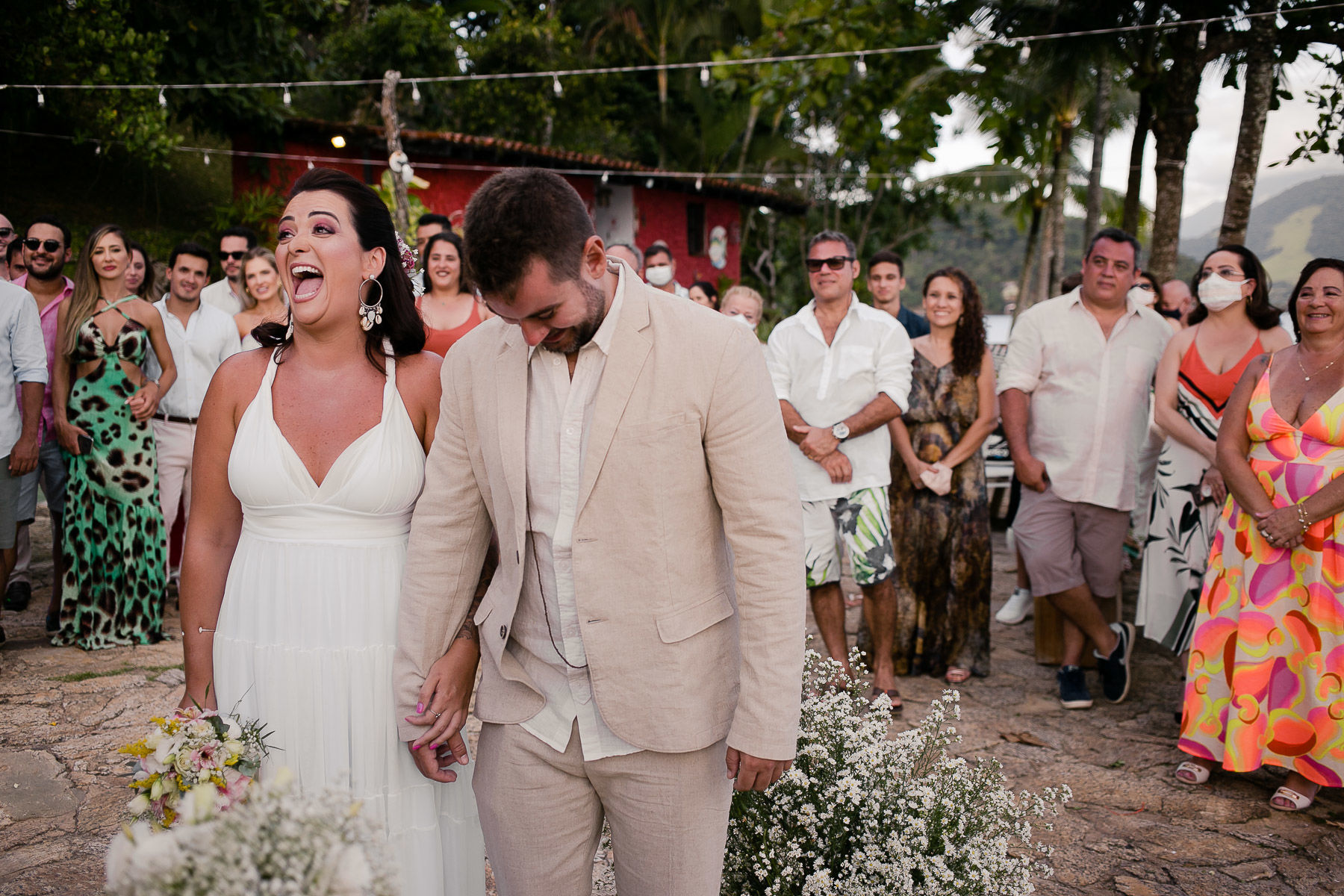 Foto CASAMENTO DE GUILHERME E THAYS | ILHA COMPRIDA - ANGRA DOS REIS-RJ Foto CASAMENTO DE GUILHERME E THAYS | ILHA COMPRIDA - ANGRA DOS REIS-RJ - Imagem 51