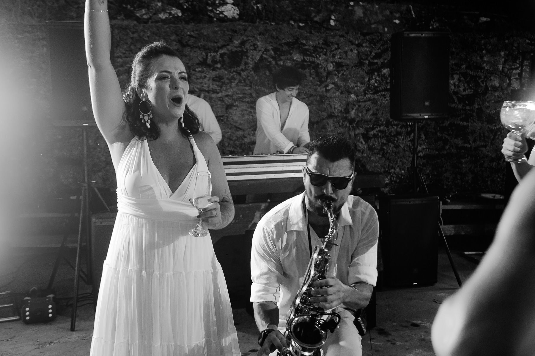 Foto CASAMENTO DE GUILHERME E THAYS | ILHA COMPRIDA - ANGRA DOS REIS-RJ Foto CASAMENTO DE GUILHERME E THAYS | ILHA COMPRIDA - ANGRA DOS REIS-RJ - Imagem 82