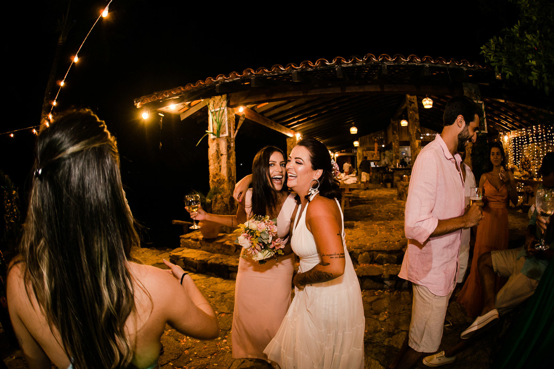 Foto CASAMENTO DE GUILHERME E THAYS | ILHA COMPRIDA - ANGRA DOS REIS-RJ Foto CASAMENTO DE GUILHERME E THAYS | ILHA COMPRIDA - ANGRA DOS REIS-RJ - Imagem 78