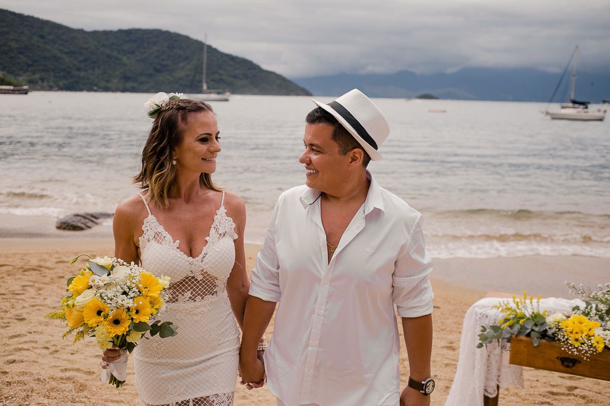 Foto CASAMENTO DE JORGINHO E CAMILA | ILHA GRANDE -RJ Foto CASAMENTO DE JORGINHO E CAMILA | ILHA GRANDE -RJ - Imagem 67