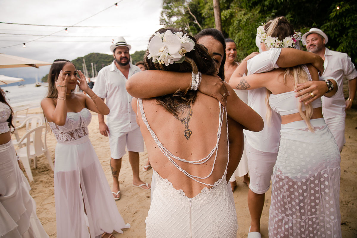 Foto CASAMENTO DE JORGINHO E CAMILA | ILHA GRANDE -RJ Foto CASAMENTO DE JORGINHO E CAMILA | ILHA GRANDE -RJ - Imagem 65