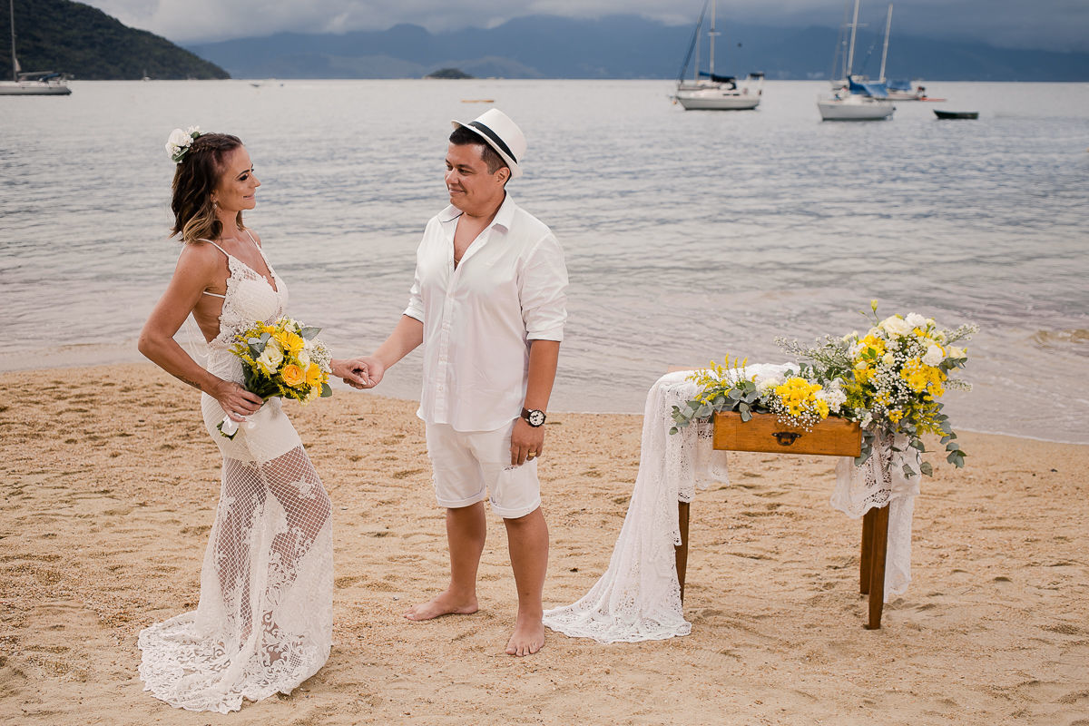 Foto CASAMENTO DE JORGINHO E CAMILA | ILHA GRANDE -RJ Foto CASAMENTO DE JORGINHO E CAMILA | ILHA GRANDE -RJ - Imagem 66