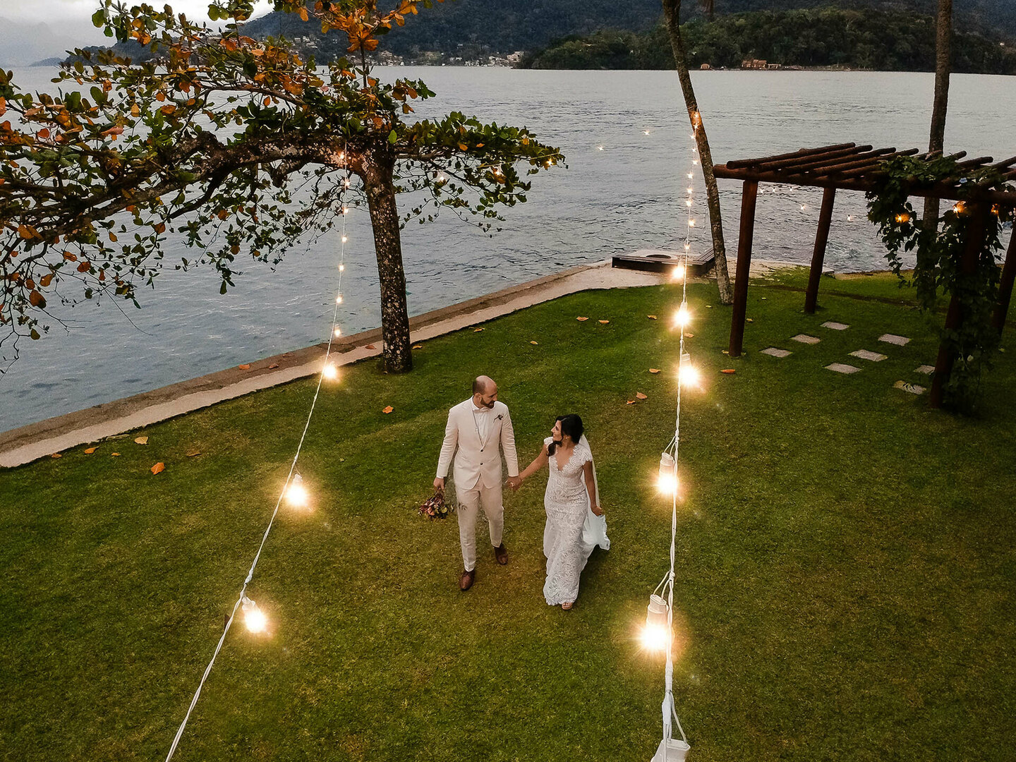 CASAMENTO DE MARIANA E FÁBIO | ILHA DA GIPÓIA - ANGRA DOS REIS-RJ CASAMENTO DE MARIANA E FÁBIO | ILHA DA GIPÓIA - ANGRA DOS REIS-RJ