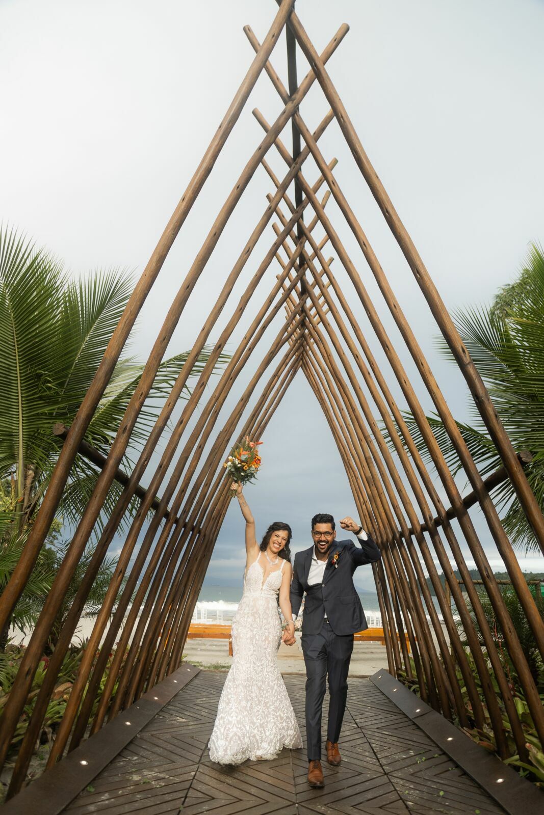 Foto CASAMENTO DE KÉSSIA E FELIPE | PARATY - RIO DE JANEIRO Foto CASAMENTO DE KÉSSIA E FELIPE | PARATY - RIO DE JANEIRO - Imagem 48