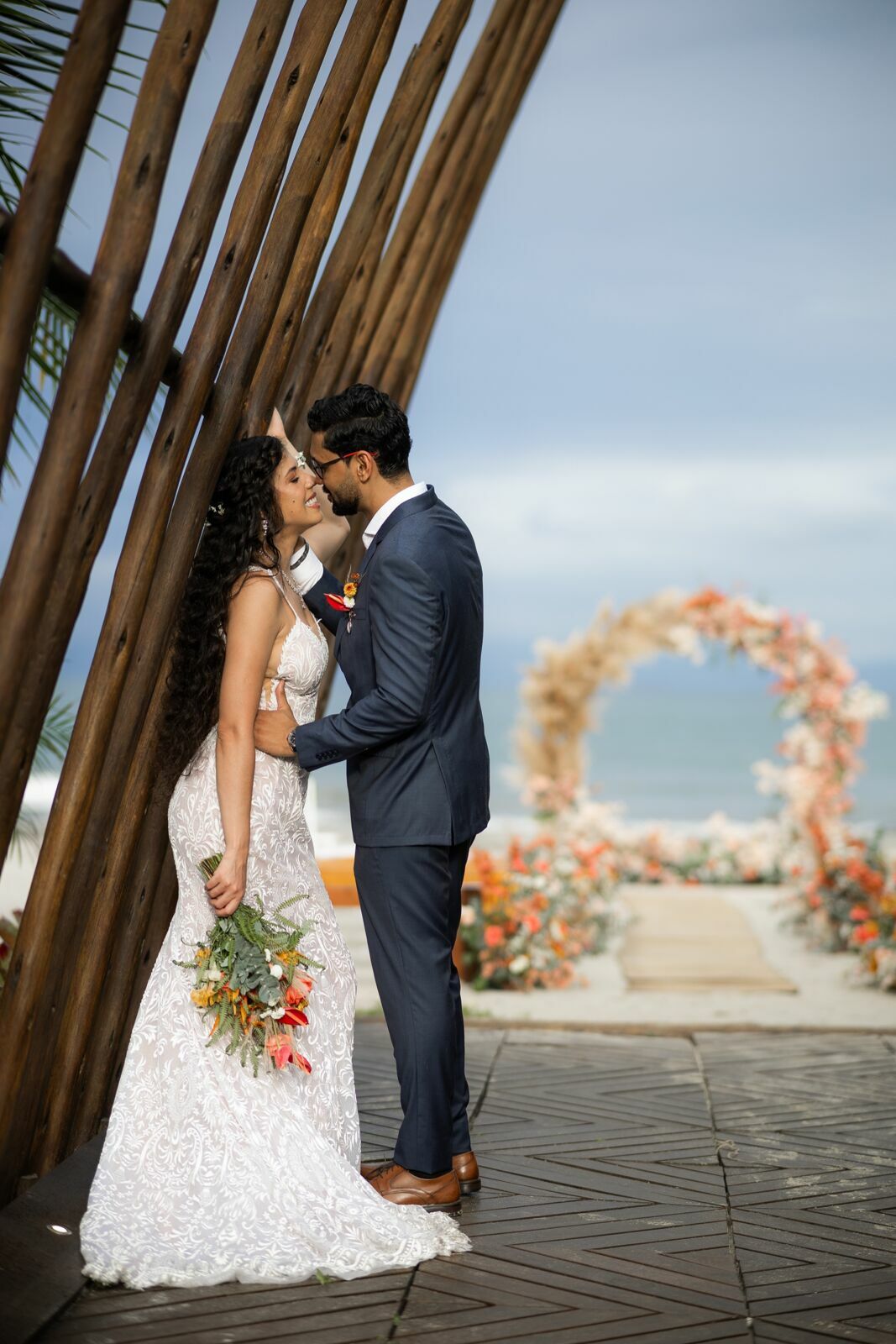 Foto CASAMENTO DE KÉSSIA E FELIPE | PARATY - RIO DE JANEIRO Foto CASAMENTO DE KÉSSIA E FELIPE | PARATY - RIO DE JANEIRO - Imagem 49