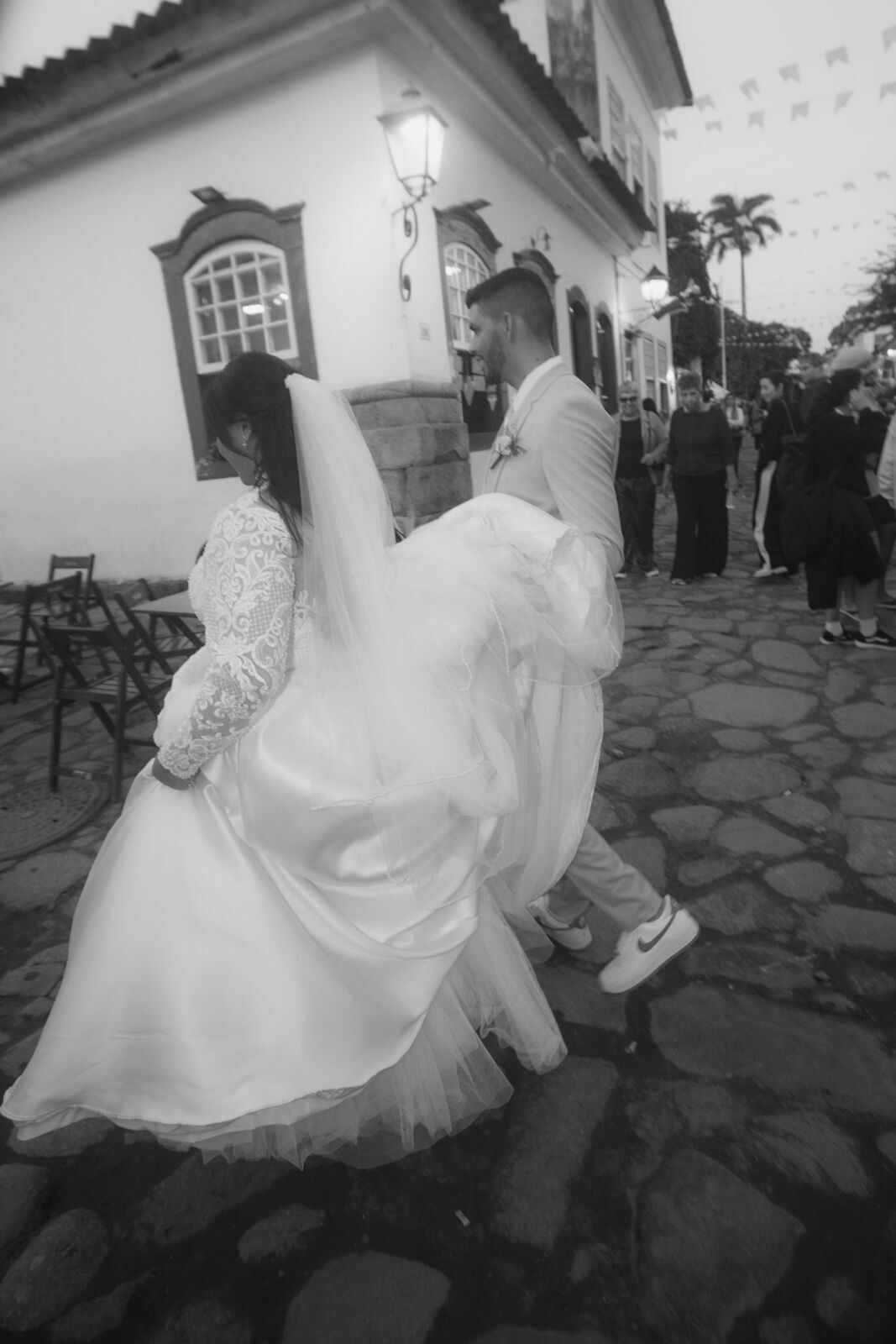Foto CASAMENTO DE ALICE E LUCAS | PARATY - RIO DE JANEIRO Foto CASAMENTO DE ALICE E LUCAS | PARATY - RIO DE JANEIRO - Imagem 38