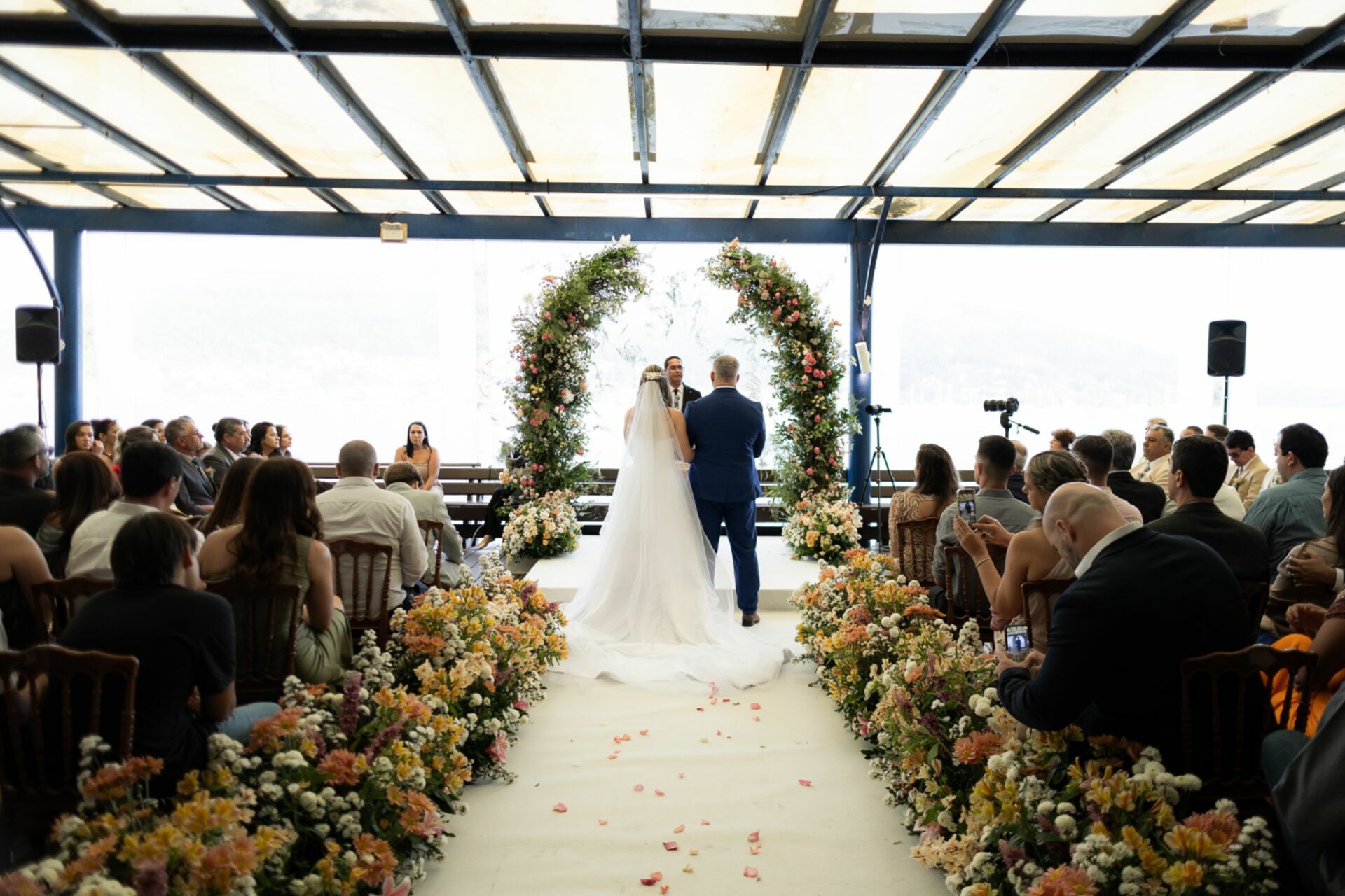 Foto CASAMENTO DE RAYANA E SILVESTRE | ANGRA DOS REIS-RJ - Imagem 21