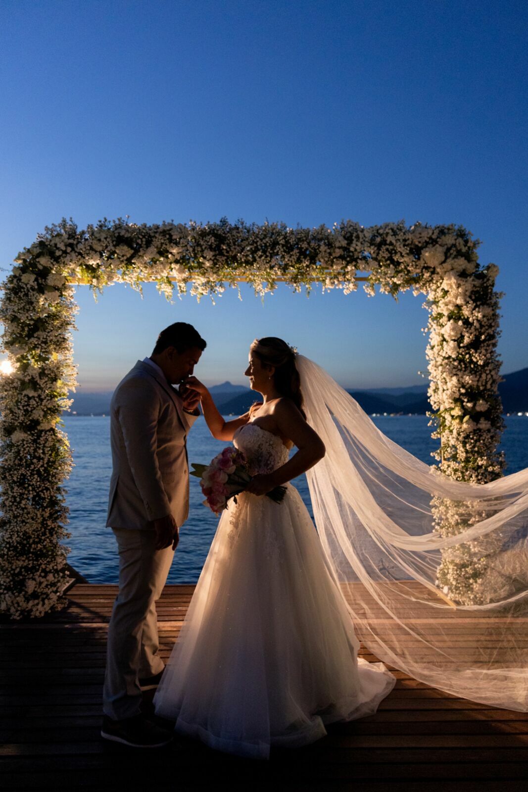 Foto CASAMENTO DE FRANCO E TAMIRES | ANGRA DOS REIS-RJ - Imagem 39