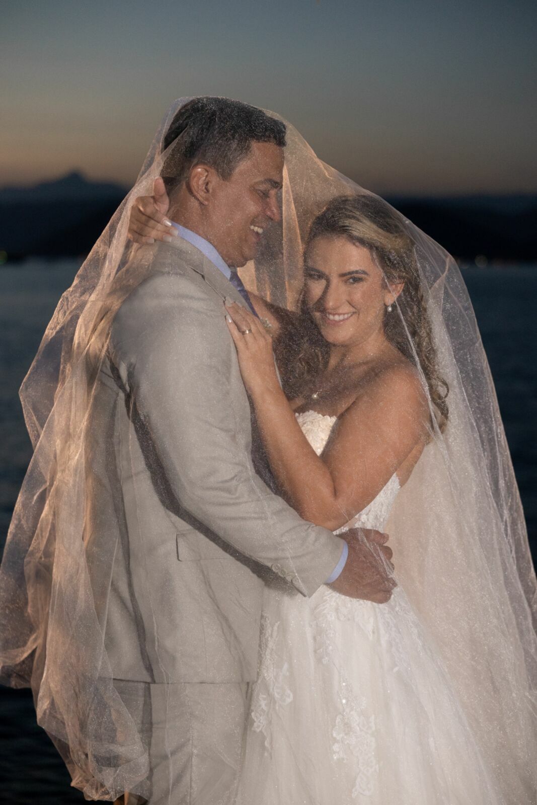 Foto CASAMENTO DE FRANCO E TAMIRES | ANGRA DOS REIS-RJ - Imagem 35