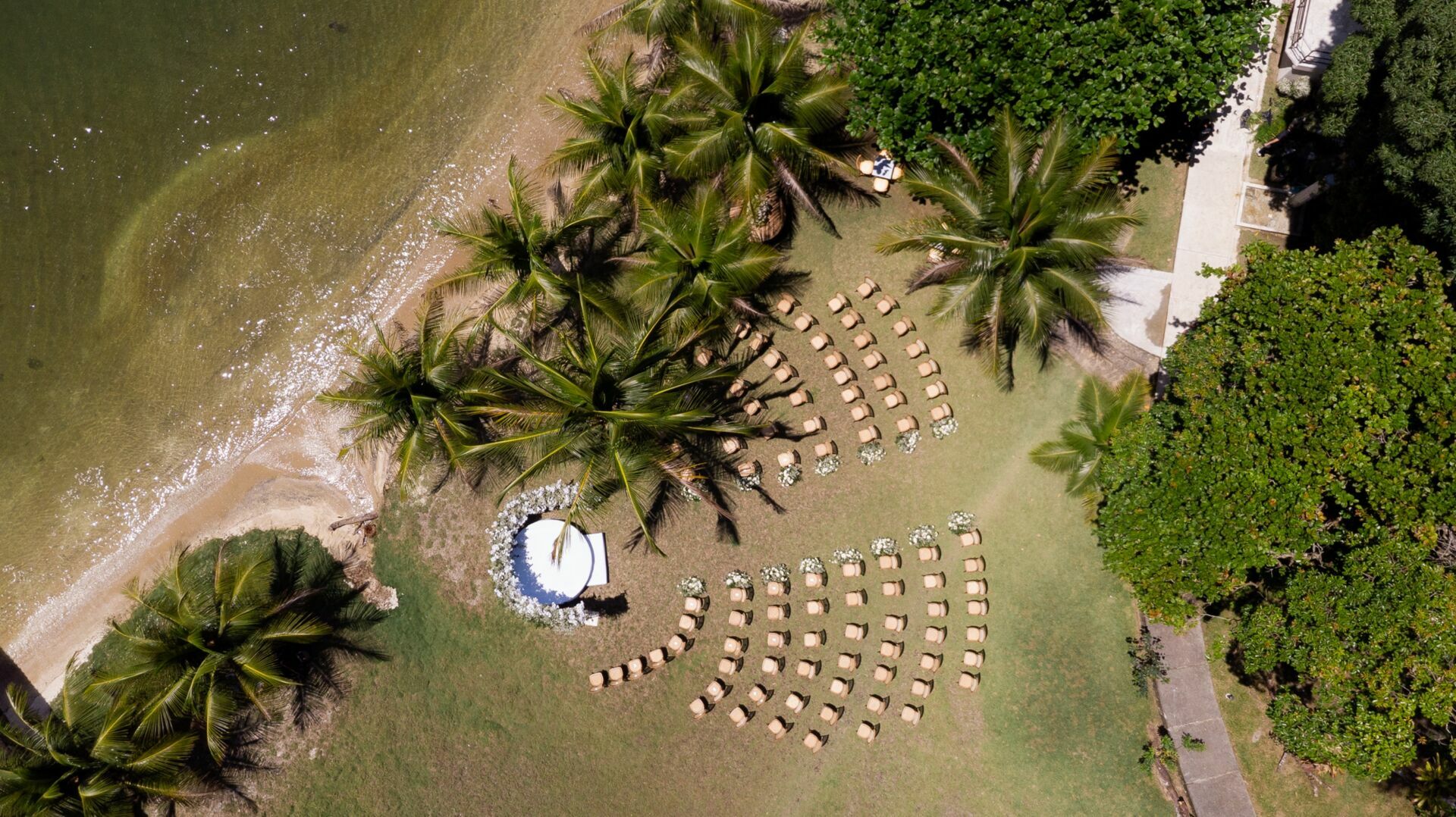 Foto CASAMENTO DE GUTO E ISA | ILHA DA CAEIRA - ANGRA DOS REIS -RJ - Imagem 1