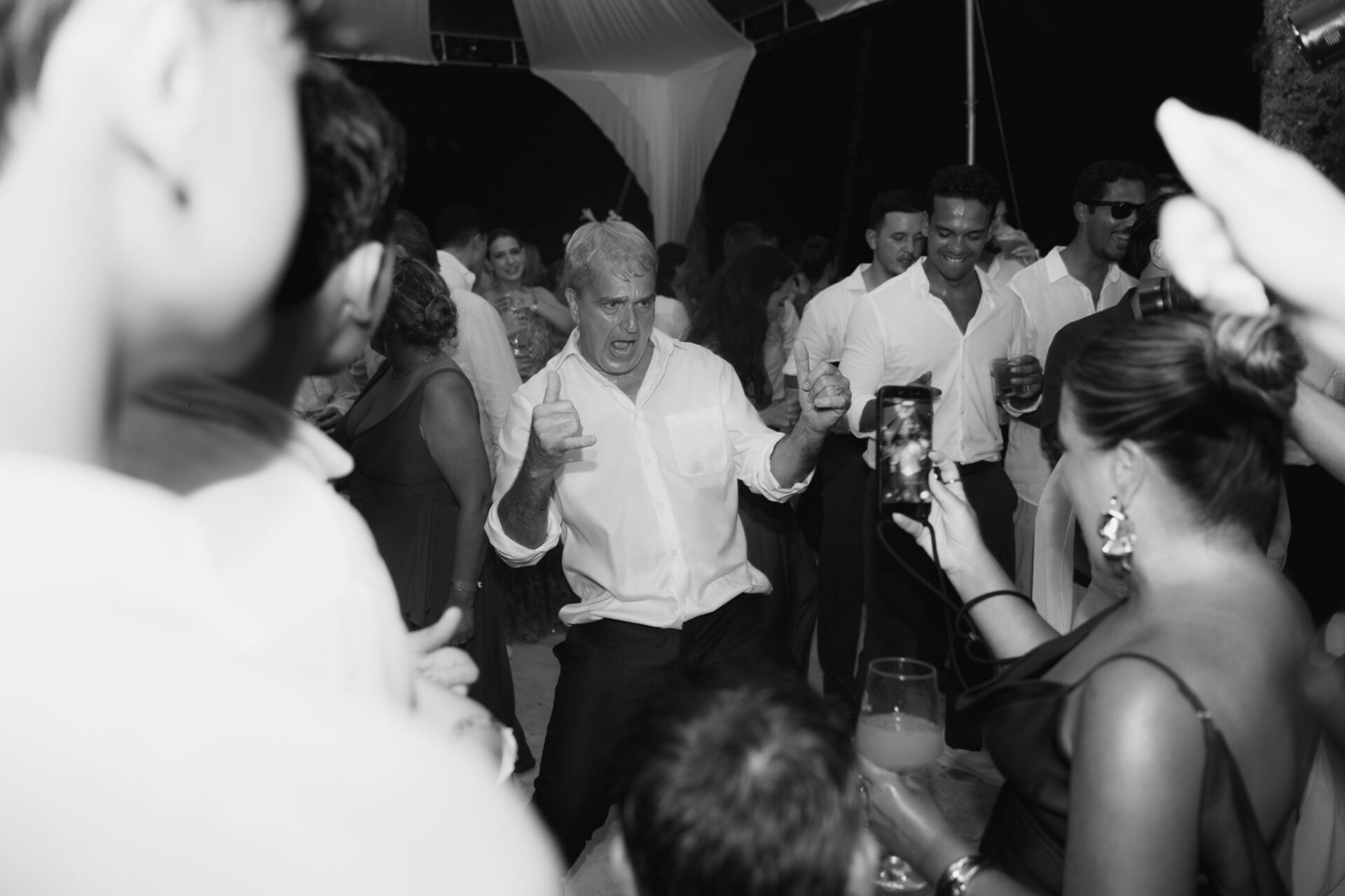 Foto CASAMENTO DE GUTO E ISA | ILHA DA CAEIRA - ANGRA DOS REIS -RJ - Imagem 76